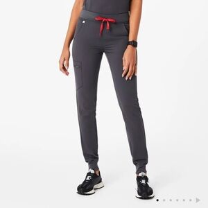 Figs - "Zamora Jogger" Scrub Pant | Medium